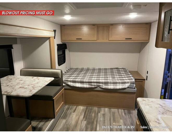 2022 Prime Time Avenger LT 17BHS Travel Trailer at Pauls Trailer and RV Center STOCK# 22A3999 Photo 15