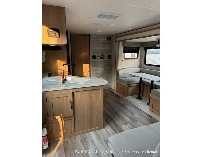 2023 Prime Time Avenger LE 21RBSLE Travel Trailer at Pauls Trailer and RV Center STOCK# 23A6779 Photo 12