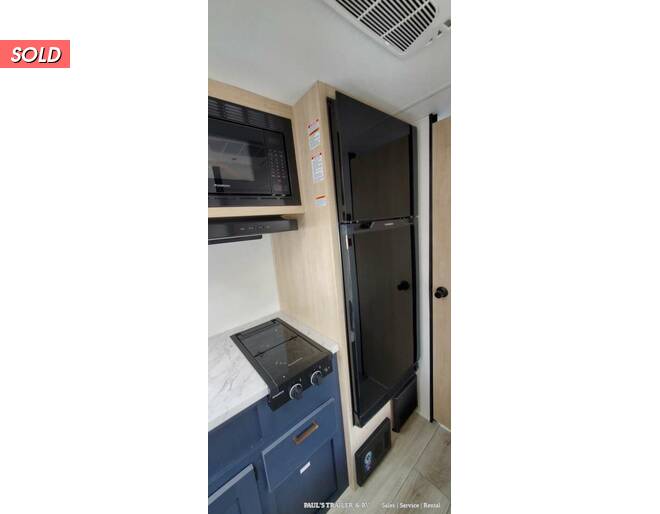 2024 Prime Time Avenger LT 16BH Travel Trailer at Pauls Trailer and RV Center STOCK# 24A5245 Photo 14