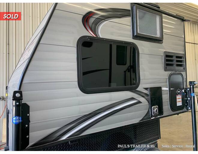2021 Travel Lite Rayzr FB Truck Camper at Pauls Trailer and RV Center STOCK# 21TL6954 Photo 16