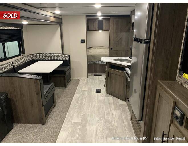 2021 Prime Time Avenger 27DBS Travel Trailer at Pauls Trailer and RV Center STOCK# 21A9804 Photo 29