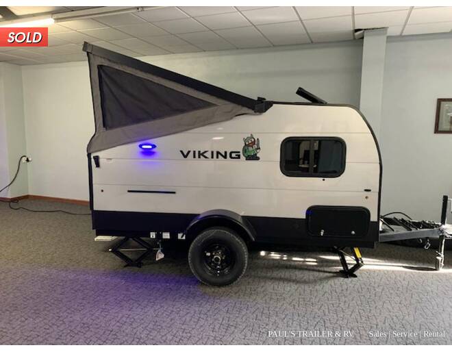 2021 Coachmen Viking Express 9.0TD Folding at Pauls Trailer and RV Center STOCK# 21CL8856 Exterior Photo