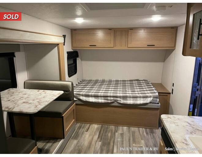 2022 Prime Time Avenger LT 17BHS Travel Trailer at Pauls Trailer and RV Center STOCK# 22A2880 Photo 3