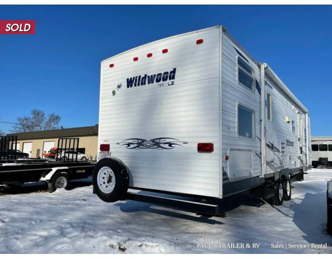 2009 Wildwood LE 29QBSS Travel Trailer at Pauls Trailer and RV Center STOCK# U09W3694 Photo 22