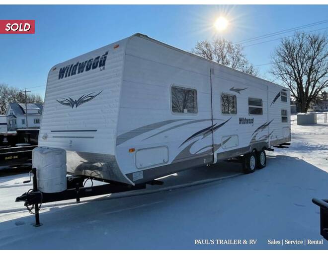 2009 Wildwood LE 29QBSS Travel Trailer at Pauls Trailer and RV Center STOCK# U09W3694 Photo 25