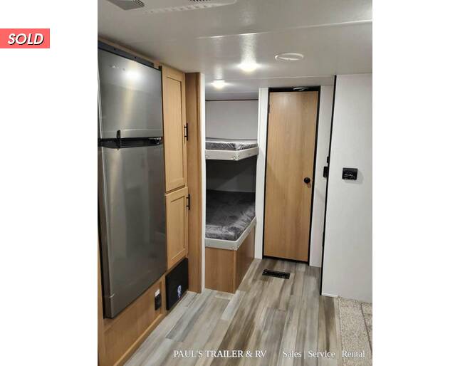 2022 Prime Time Avenger LE 26DBSLE Travel Trailer at Pauls Trailer and RV Center STOCK# 22A4562 Photo 4