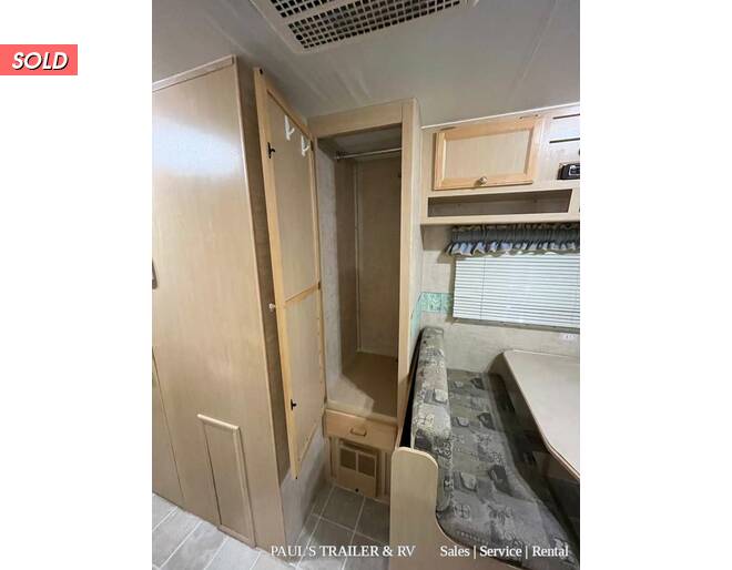 2004 Jayco Jay Feather EXP 18F Travel Trailer at Pauls Trailer and RV Center STOCK# U04J0077-2 Photo 17