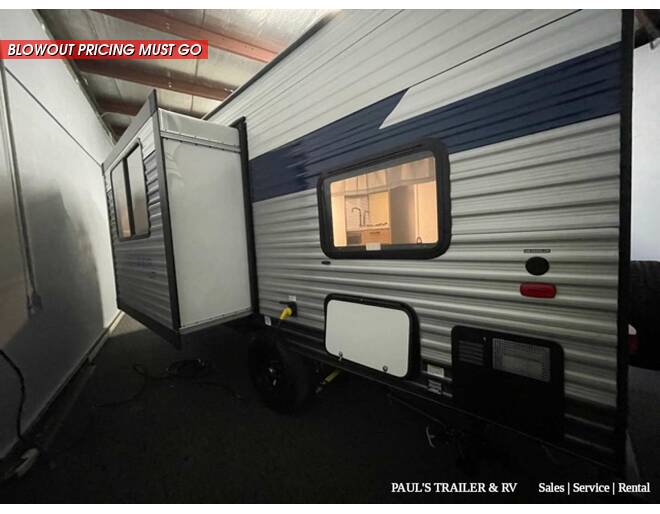 2022 Prime Time Avenger LT 17BHS Travel Trailer at Pauls Trailer and RV Center STOCK# 22A3999 Photo 18