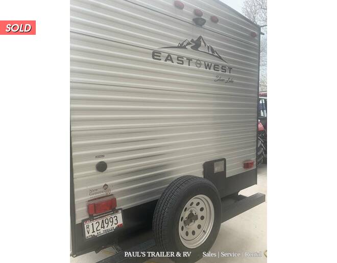 2020 East to West Della Terra 27KNS Travel Trailer at Pauls Trailer and RV Center STOCK# U20EW1601 Photo 3