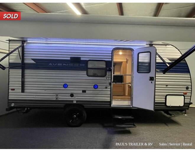 2022 Prime Time Avenger LT 17BHS Travel Trailer at Pauls Trailer and RV Center STOCK# U22A3397 Photo 2
