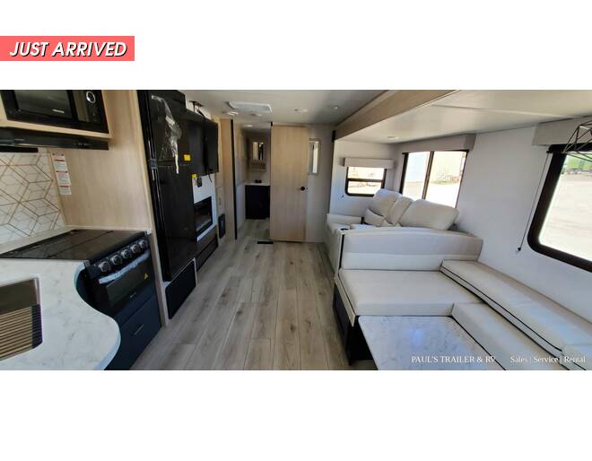 2024 Prime Time Avenger 27RBS Travel Trailer at Pauls Trailer and RV Center STOCK# 24A8025 Photo 10