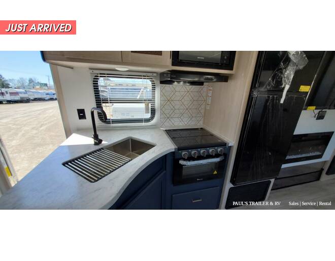 2024 Prime Time Avenger 27RBS Travel Trailer at Pauls Trailer and RV Center STOCK# 24A8025 Photo 18